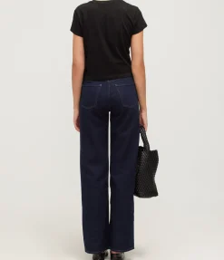 Adine Cropped Tee in Black