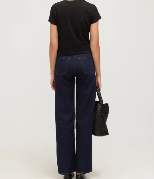Adine Cropped Tee in Black