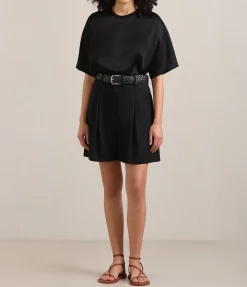 Astor Short in Black