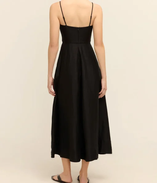 Bormio Flared Dress in Black