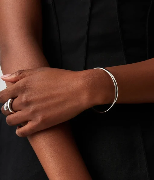 Classic Bangle in Silver