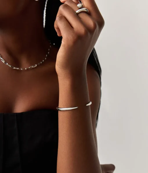 Claw Cuff in Silver