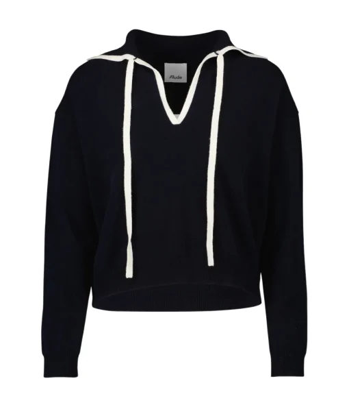 Contrast Collar Cashmere Sweater in Navy and White