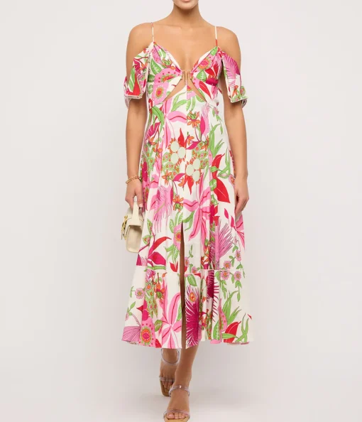 Dina Dress in La Selva