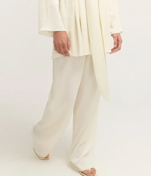 Giulia Pleated Pants in Ivory