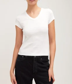 Jill Fitted Baby Tee in White