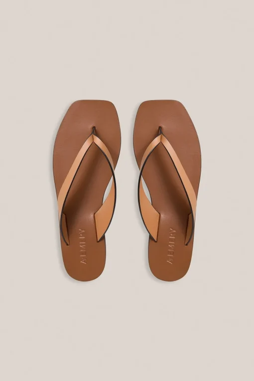 Kinto Sandal in Deep Tan