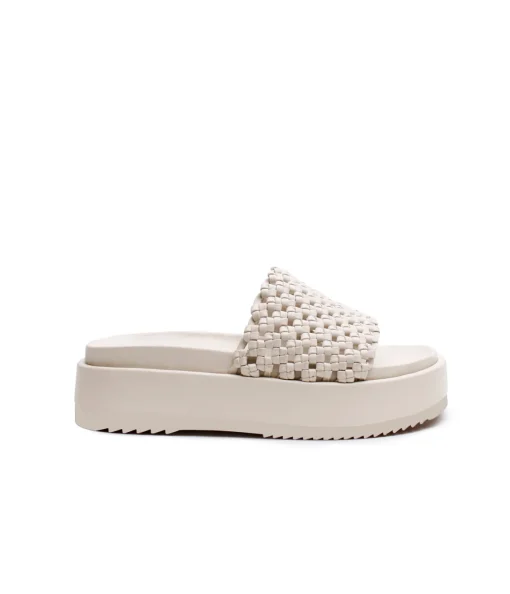 Knotted Platform Slide in Milk