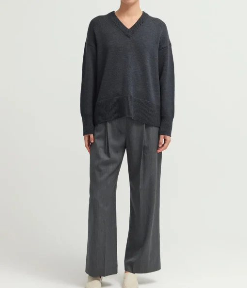 Lewis V-neck Knit in Charcoal Melange