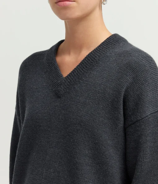 Lewis V-neck Knit in Charcoal Melange