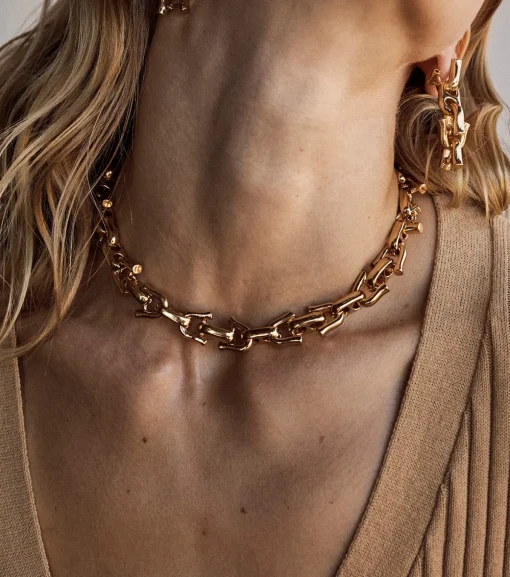 Link Statement Necklace in Gold