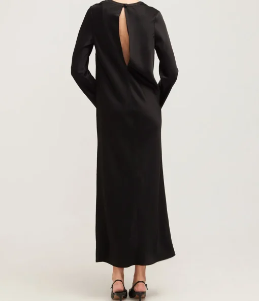 Lowe Long Sleeve Maxi Dress in Black