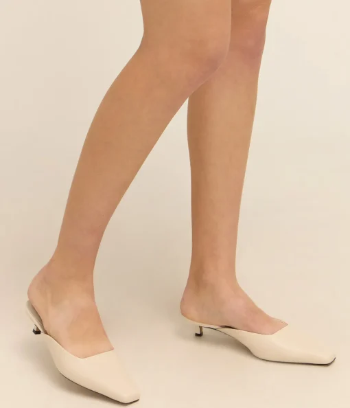 Mimi Leather Mule in Crema