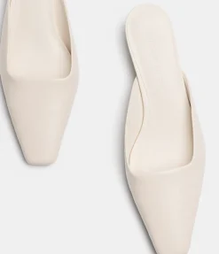 Mimi Leather Mule in Crema