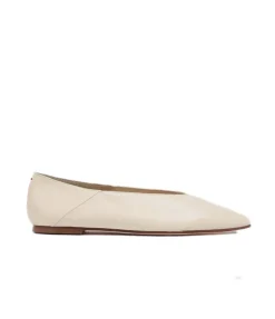 Moa Leather Flat in Creamy