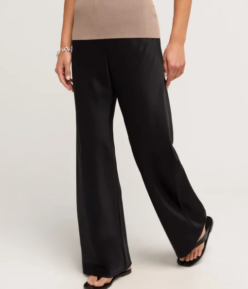 Myrna Bias Pant in Black