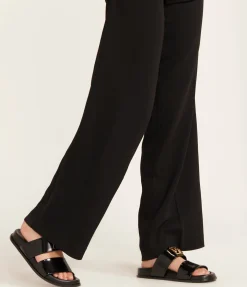 Parker Slides in High-Shine Black