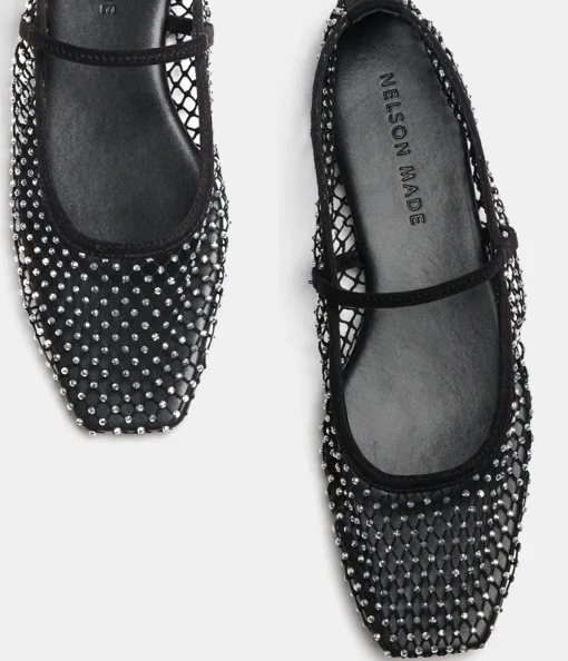 Pheobe Mesh Flat in Black