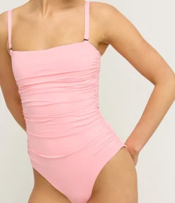 Raya One Piece in Sprinkle