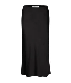 Saagneta Slip Skirt in Black