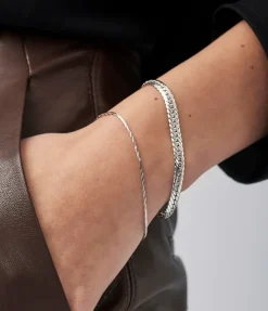 Savi Asymmetric Square Chain Bracelet in Silver