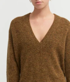 Sawyer Longline V Neck Sweater in Tobacco