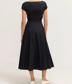 Short Sleeve Wells Dress in Black