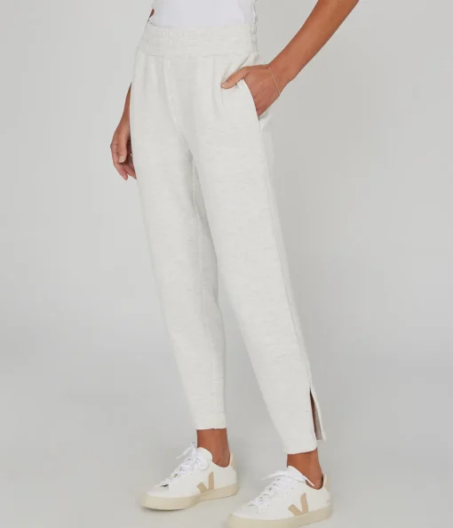 Slim Zip Hem Sweatpant in Ivory Marle