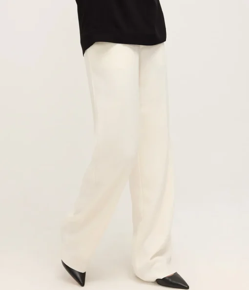 Soto Pant in Ivory