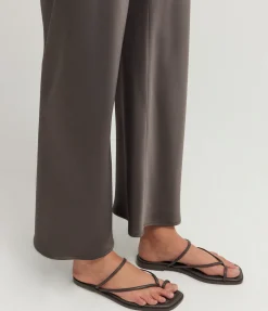 Turner Sandal in Graphite