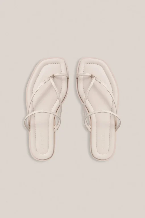 Turner Suede Sandal in Eggshell