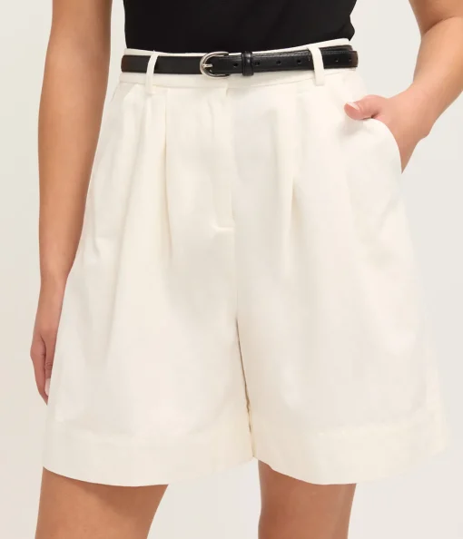 Wesley Shorts in Vintage White